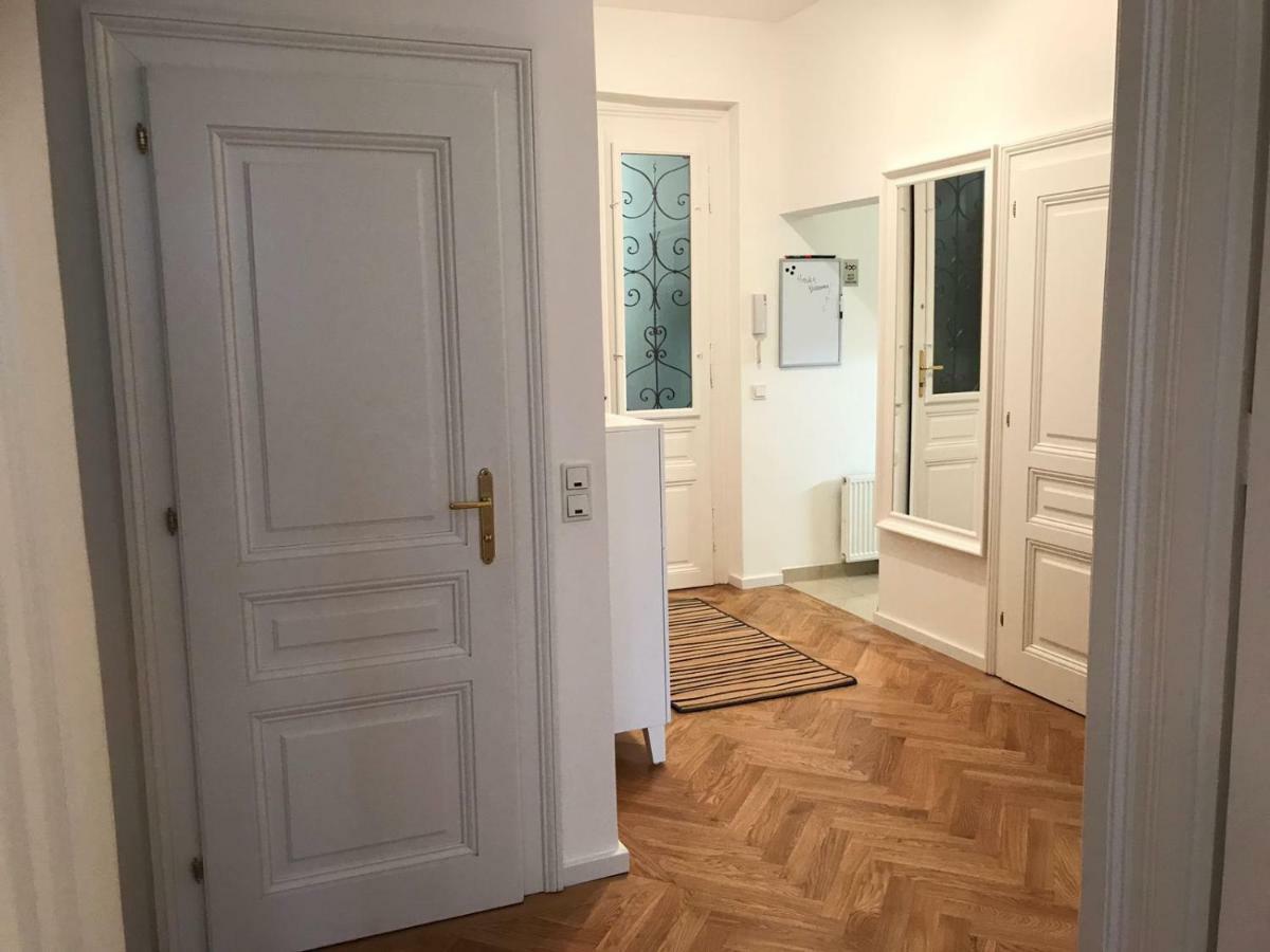 Leuhusen Orange Apartment Vídeň Exteriér fotografie